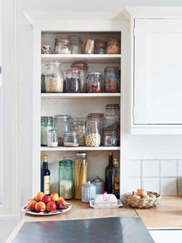 Pantry Essentials for a Well-Stocked Kitchen